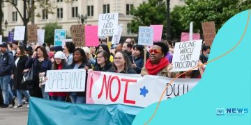 Political response to coordinated public walkouts